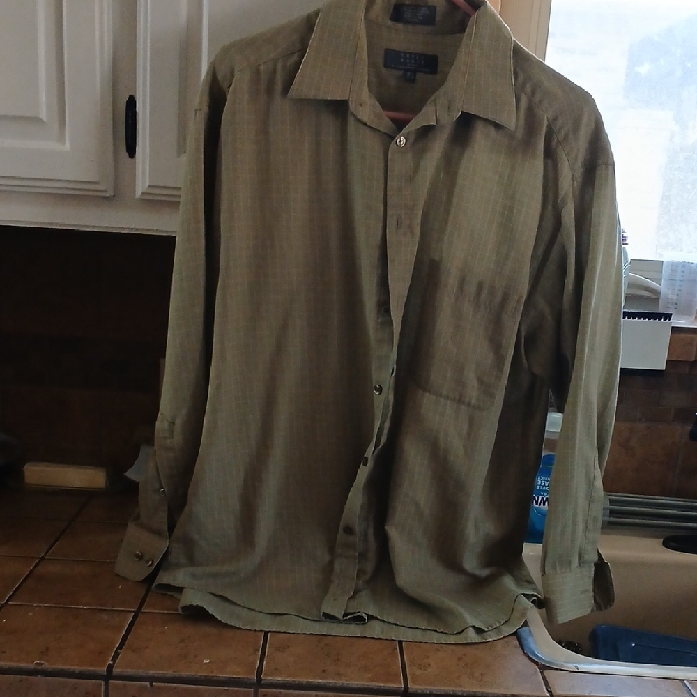 Liz Claiborne Green Plaid Shirt